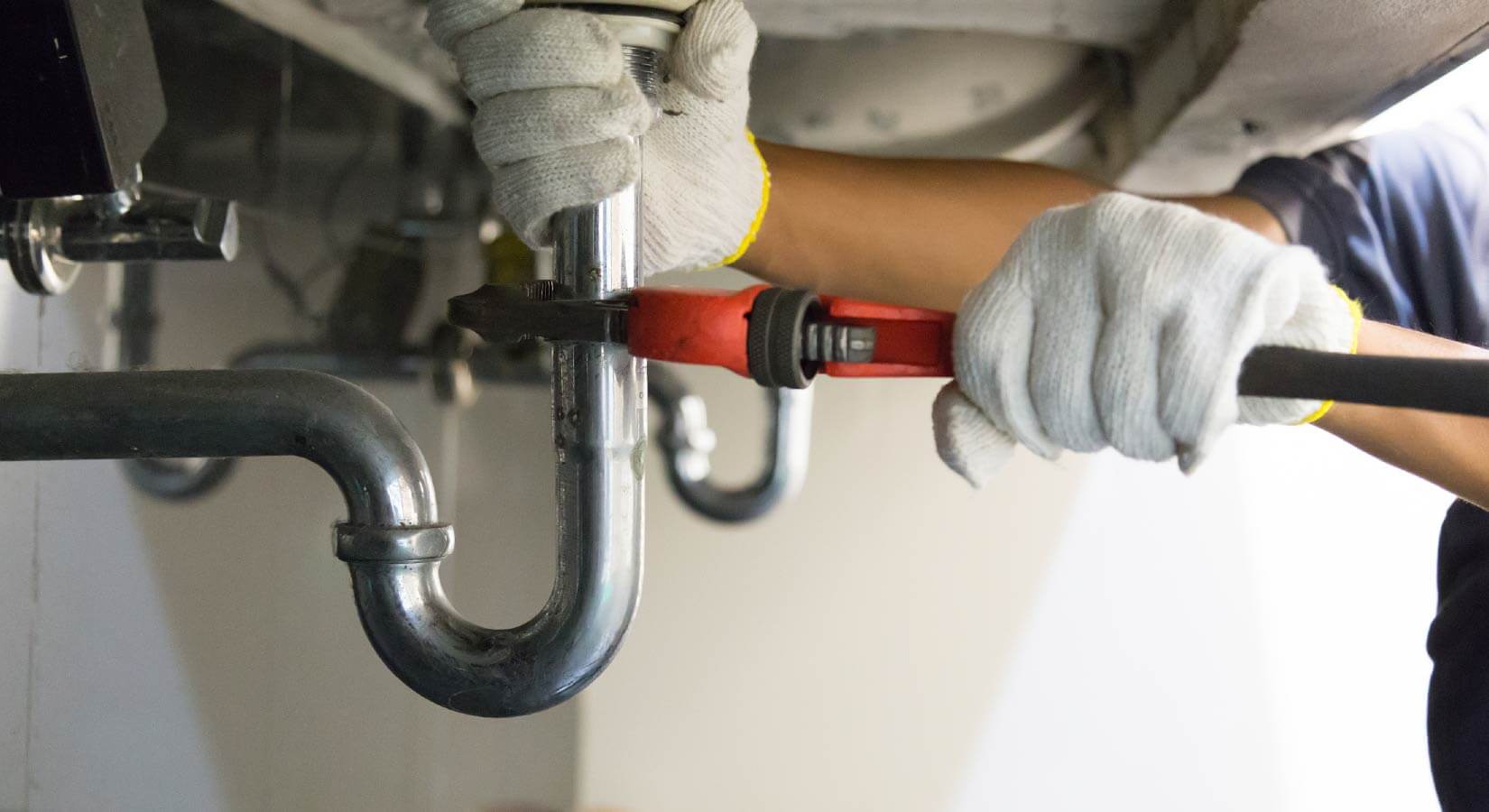 Kitchen plumbing installation